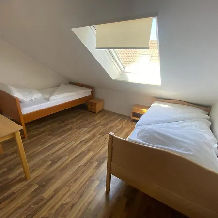 Im Monteurhaus In * Эмден